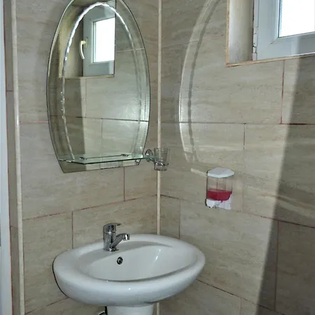 招待所 Casa Gia 科斯蒂内什蒂